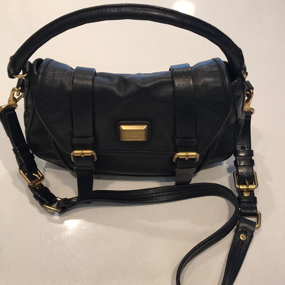 Black leather Marc Jacobs crossbody purse